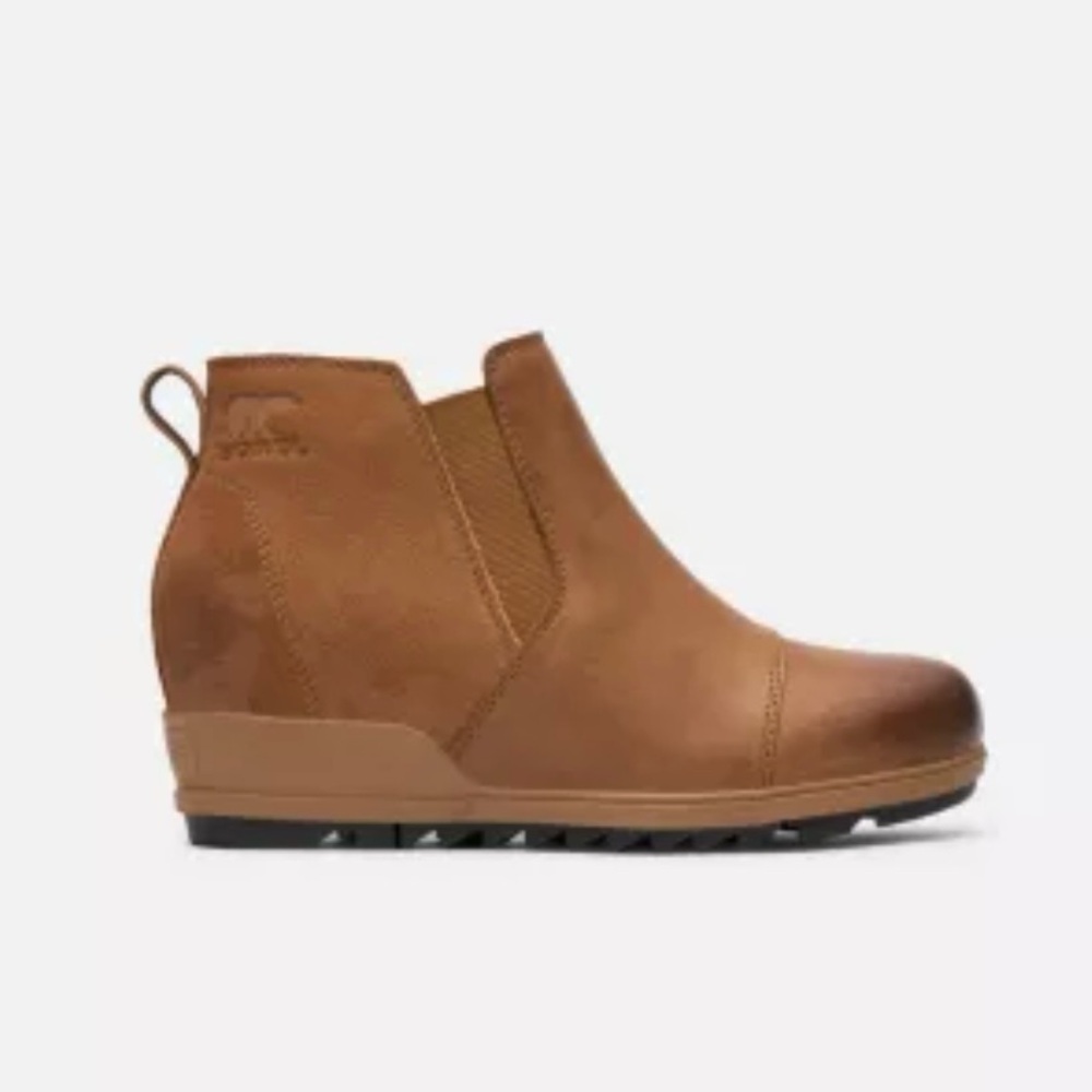 Sorel Evie Pull-On Suede Booties